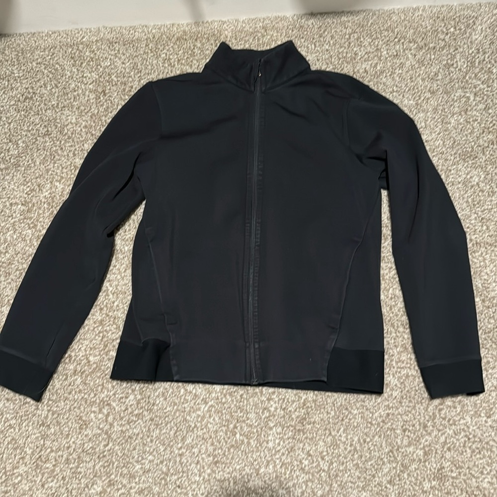 Mens lululemon track shirt very nice condition